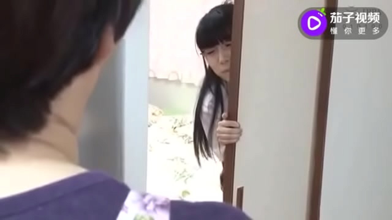Cute 18 year old Japanese girl sex